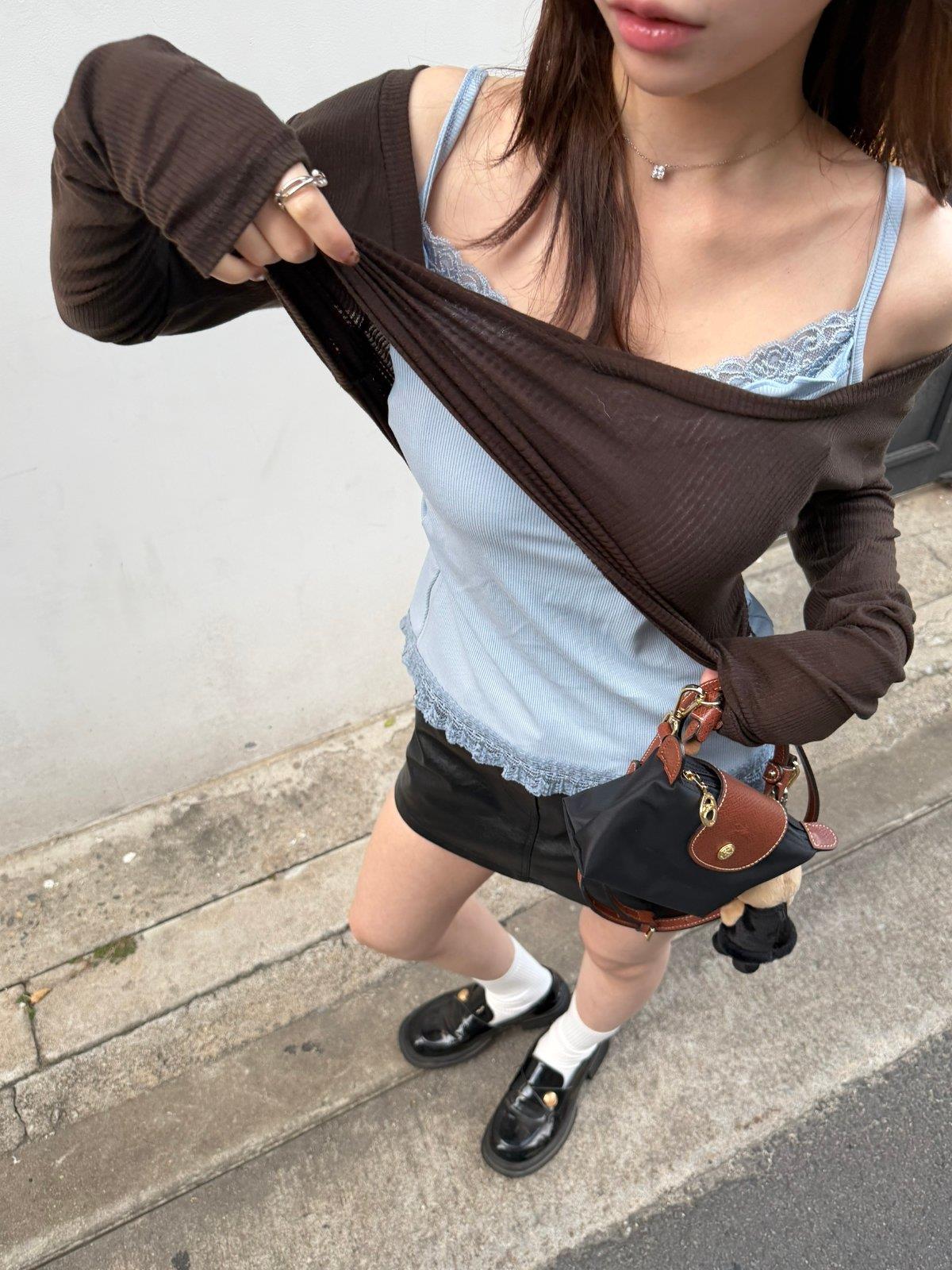 蕾絲滾邊細肩背心